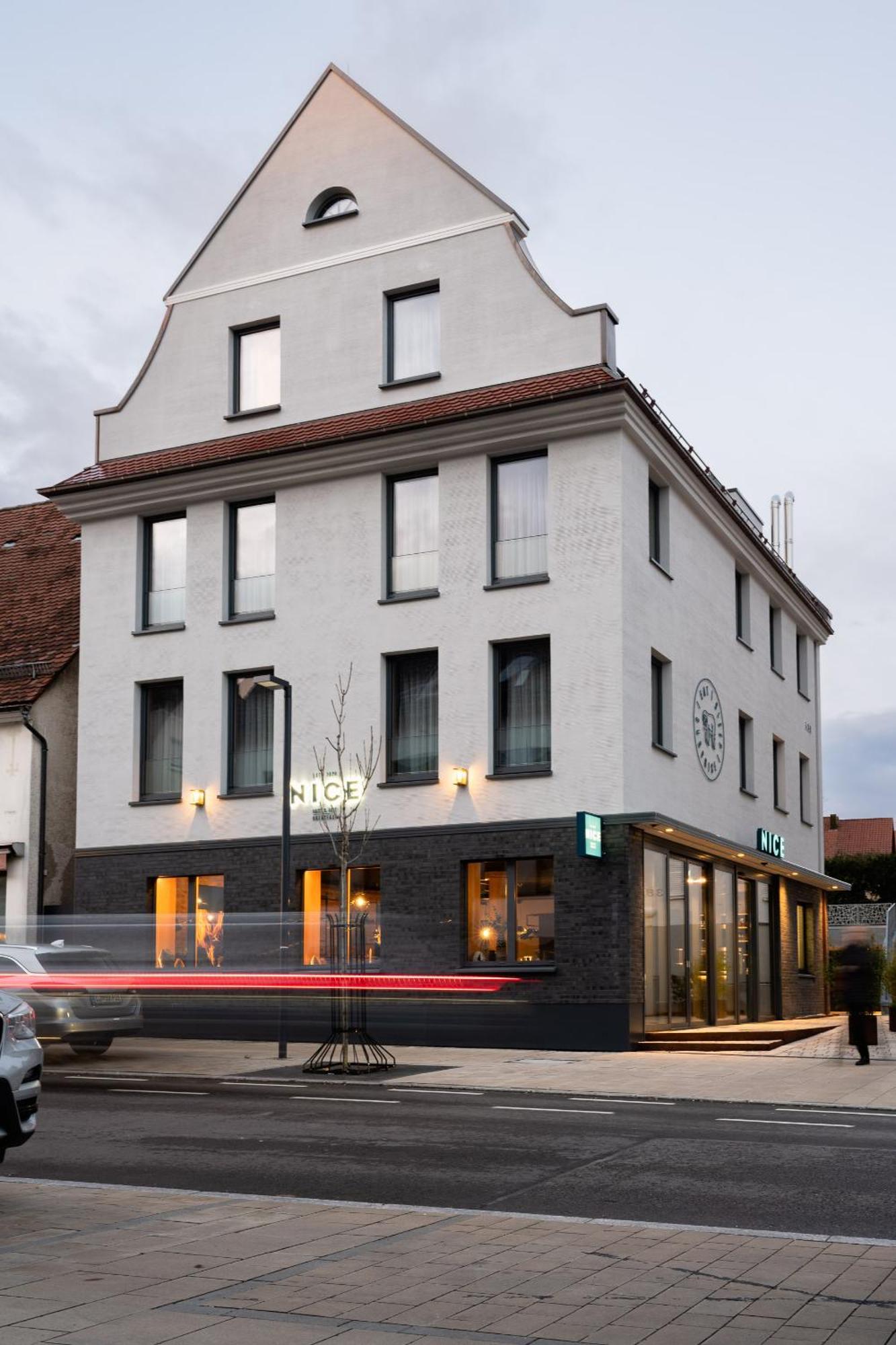 Hotel Nice Laupheim Exterior photo