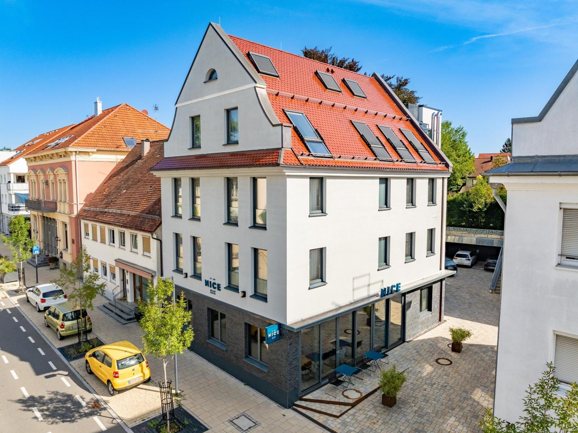 Hotel Nice Laupheim Exterior photo